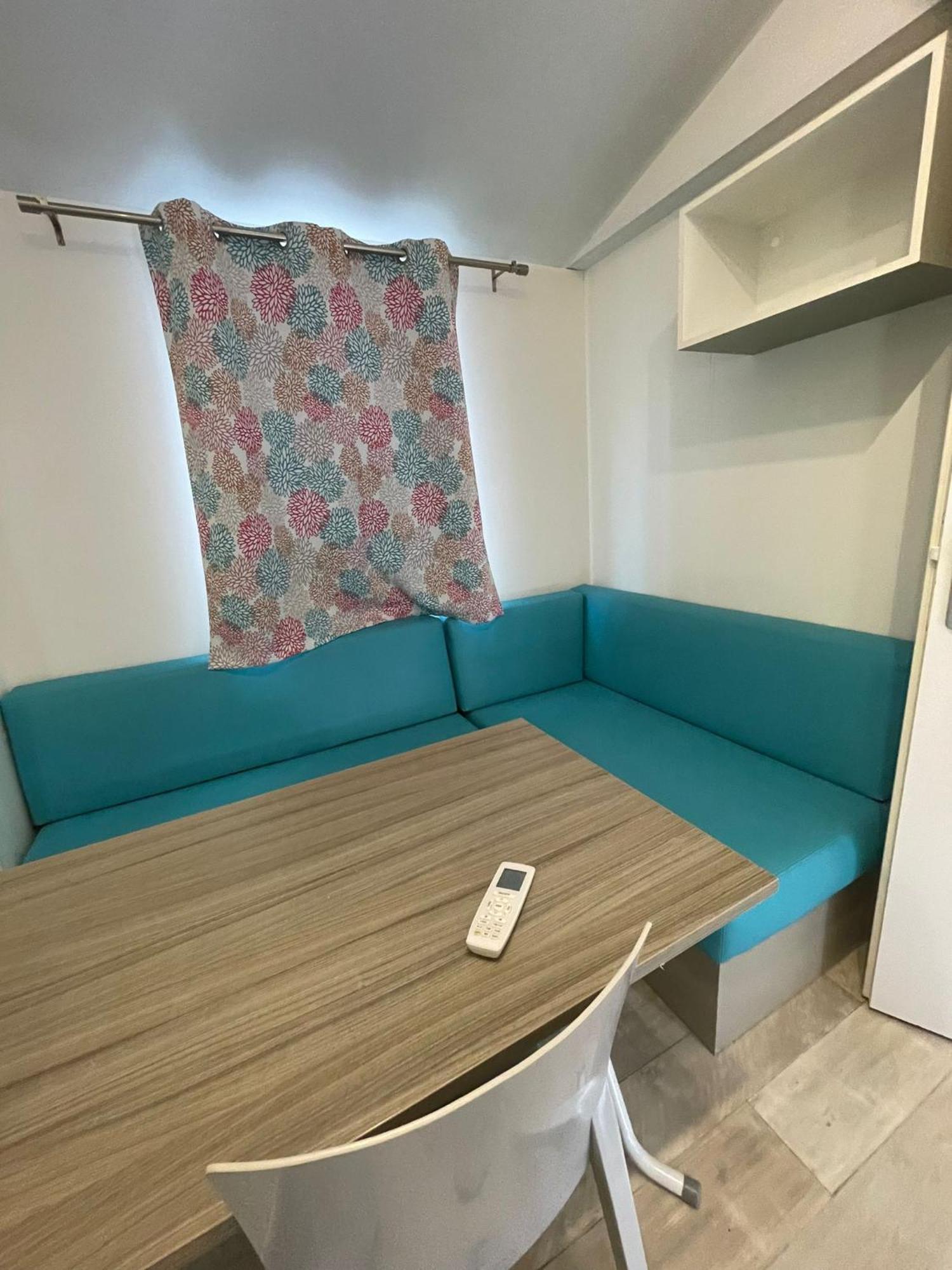 Happy Camp Mobile Homes In Camping Iscrixedda Lotzorai Exterior photo